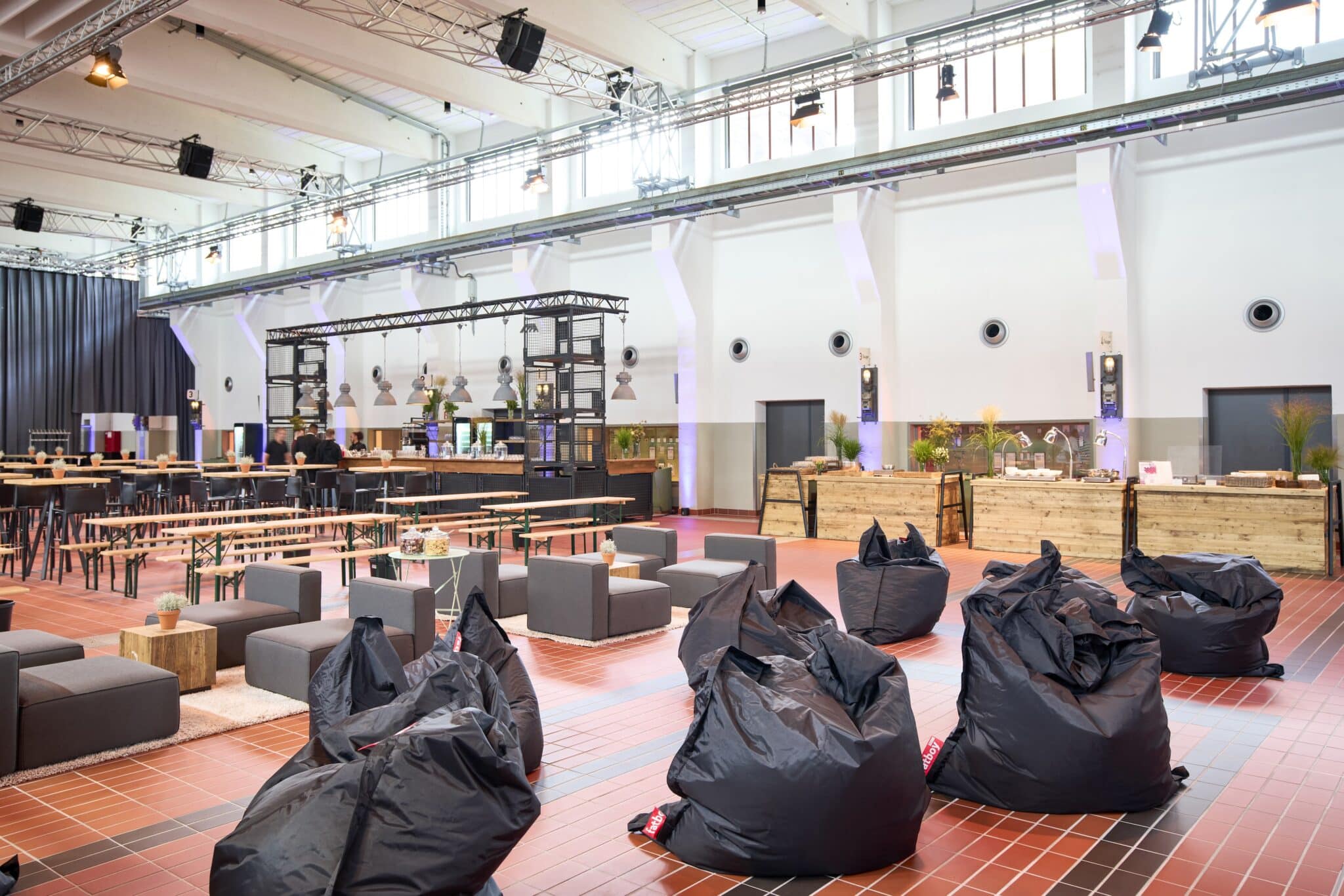 Grand Hall ZOLLVEREIN, Mobiliar